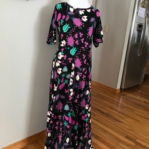 LuLaRoe black Ana dress 2XL with flowers